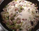 Foto del paso 3 de la receta: Salsa champiñones y puerros