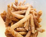 Foto langkah ke 4 dari resep Cemilan Keripik Lumpia Susu.