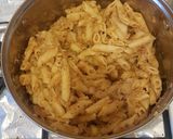 Paprikàs krumplis penne tésztából recept fázis 5 fotója
