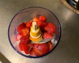 Foto langkah ke 2 dari resep Pudding Strawberry.
