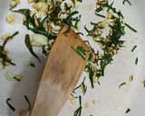 Foto langkah ke 2 dari resep Nasi Daun Jeruk.