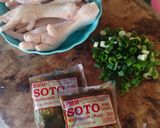 Foto langkah ke 1 dari resep Soto Ceker Satset.