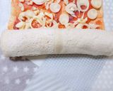 Foto del paso 3 de la receta: Arrollado de pan molde relleno de salmón ahumado y palmitos