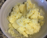 Foto del paso 6 de la receta: Pascualina con puré de papas y ensalada