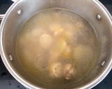 Hình bước làm 1 của món Canh củ sen hầm xương