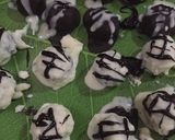 Foto langkah ke 7 dari resep Bola-Bola Oreo / Oreo Truffles.