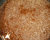 Foto del paso 1 de la receta: Natillas con caramelo casero y virutas de chocolate