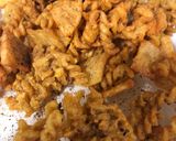 A picture of step 2 of Macroni Pakora.