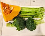 Hình bước làm 1 của món Hạt quinoa trộn bông cải rau củ diet