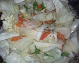 Foto langkah ke 4 dari resep Mie Goreng Instan #12.