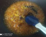 A picture of step 5 of Angoori khatti methi launji.