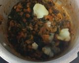 A picture of step 3 of Methi carrot potato.