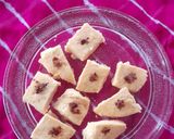 A picture of step 4 of Yogurt Sandesh.