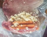 Foto del paso 2 de la receta: Rollitos de carne con queso