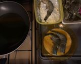 Foto langkah ke 2 dari resep Udang Saus Telur Asin / Salt Egg Prawn.