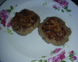 Foto del paso 2 de la receta: Hamburguesa con queso y huevo