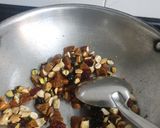 ડ્રાયફ્રુટ ચીક્કી (Dryfruit Chikki Recipe In Gujarati) રેસીપી સ્ટેપ2ફોટો