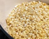 A picture of step 3 of Buttery corn potage (with chicken).