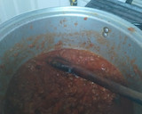 Foto del paso 2 de la receta: Ñoquis de papas rústicas con salsa de tomates con carne