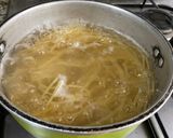Foto del paso 1 de la receta: Espaguetis a la carbonara