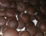 A picture of step 3 of Rich chocolate cupcakes.
