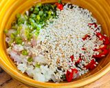 Hình bước làm 2 của món Rau Diếp Cuốn Phi Lê Bò Áp Chảo & Kim Chi Chấm Sốt Ssamjang Hàn Quốc