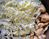 Foto del paso 1 de la receta: Tortilla de berenjena con queso (al microondas)