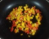 Foto del paso 2 de la receta: Zucchini relleno de carne, aceitunas negras y pimientos al gratín