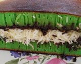 Foto langkah ke 5 dari resep Martabak Manis Pandan.