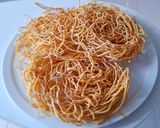 Hình bước làm 3 của món MÌ xào giòn chay