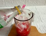 Foto langkah ke 4 dari resep Watermelon Yakult Soda.