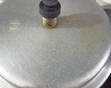 A picture of step 6 of Vegetabale Daliya Khichdi.