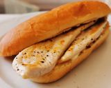 A picture of step 3 of Casa Vallès-Style Chicken Breast Sandwich.