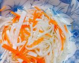 A picture of step 5 of Vietnamese Bánh Xèo.
