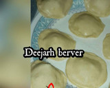 A picture of step 1 of Circle frying pie.