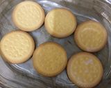 A picture of step 11 of Chocolate Biscuits Pudding.