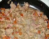 Foto del paso 4 de la receta: Revuelto con papá morrón cebolla y huevo