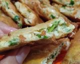 Foto langkah ke 4 dari resep Martabak Telur Mini.