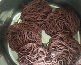 ராகி இடியப்பம் (Raagi idiappam recipe in tamil) ரெசிபி ஸ்டேப் 7 புகைப்படம்