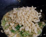 Foto langkah ke 7 dari resep Mie Tumis Macaroni.