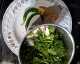 A picture of step 2 of Idli chutney.