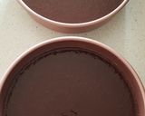 A picture of step 3 of Chocolate Cake with Fudge Frosting.