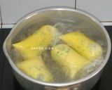 Foto langkah ke 3 dari resep Rolade Telur Asam Manis.