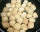 A picture of step 4 of Bún Riêu Cua Ốc Mọc for the Weekend.