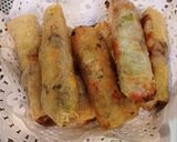 Hình bước làm 4 của món Bánh tráng chiên nhân thịt băm và phô mai chấm sốt mù tạt mật ong