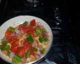 A picture of step 2 of Sizziling sriracha beef kabab.