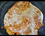 A picture of step 6 of Onion paratha.