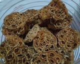 Foto langkah ke 4 dari resep Kembang Loyang.