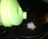 Foto langkah ke 6 dari resep Ketan Hitam Kukus Kuah Gula Merah.