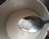 A picture of step 1 of Sweet dry fruit samosa.